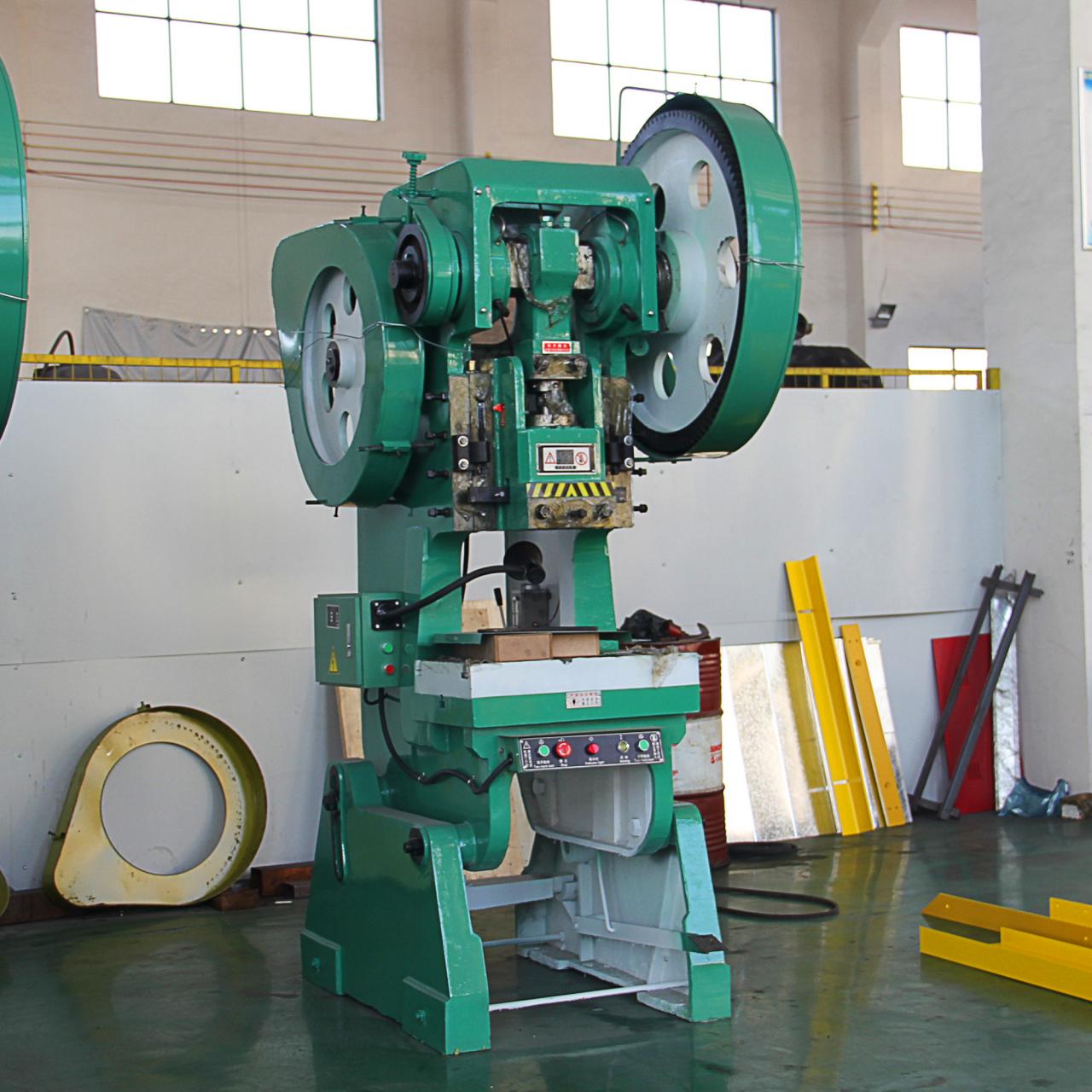 10 Ton Small Mini Cnc Automatic Feeder High Speed Punching Machine 10 tonnin pieni mini-Cnc automaattinen syöttölaite nopea lävistyskone