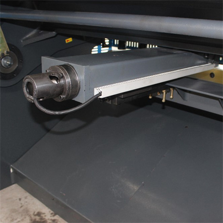 Leikkaava giljotiini CNC teräslevy metallilevy hydraulinen leikkausleikkuri leikkauskone giljotiini leikkuri