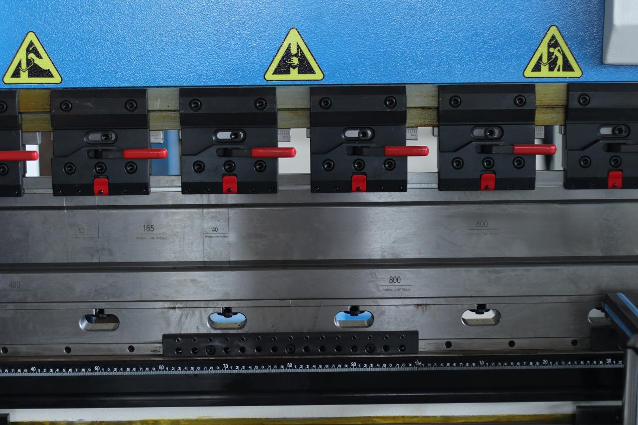 Cnc Hydraulic Press Brake Machine Bending Servo Electric Press Brake 40T Cnc Hydraulic Press Brake Machine Taivutusservo Electric Press Brake 40T